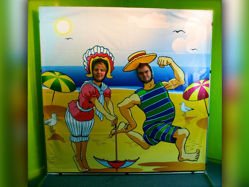 Classic Beach Photo Cut-Out