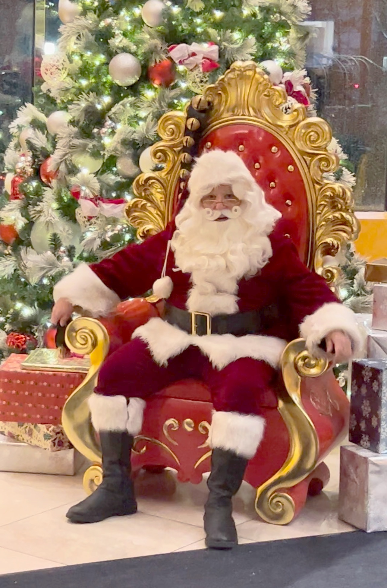 Santa Chair