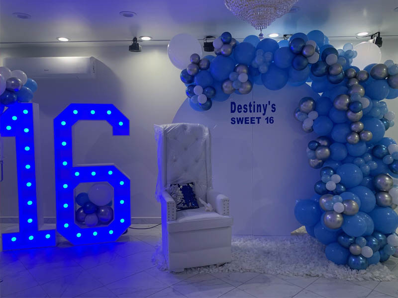 Balloon Decor